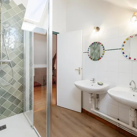 La Ferme Du Manoir De Kercassier A Guerande, Grand 15 Personnes, Tarif Inclus, Site Exceptionnel Dans Grand Domaine Feriehus